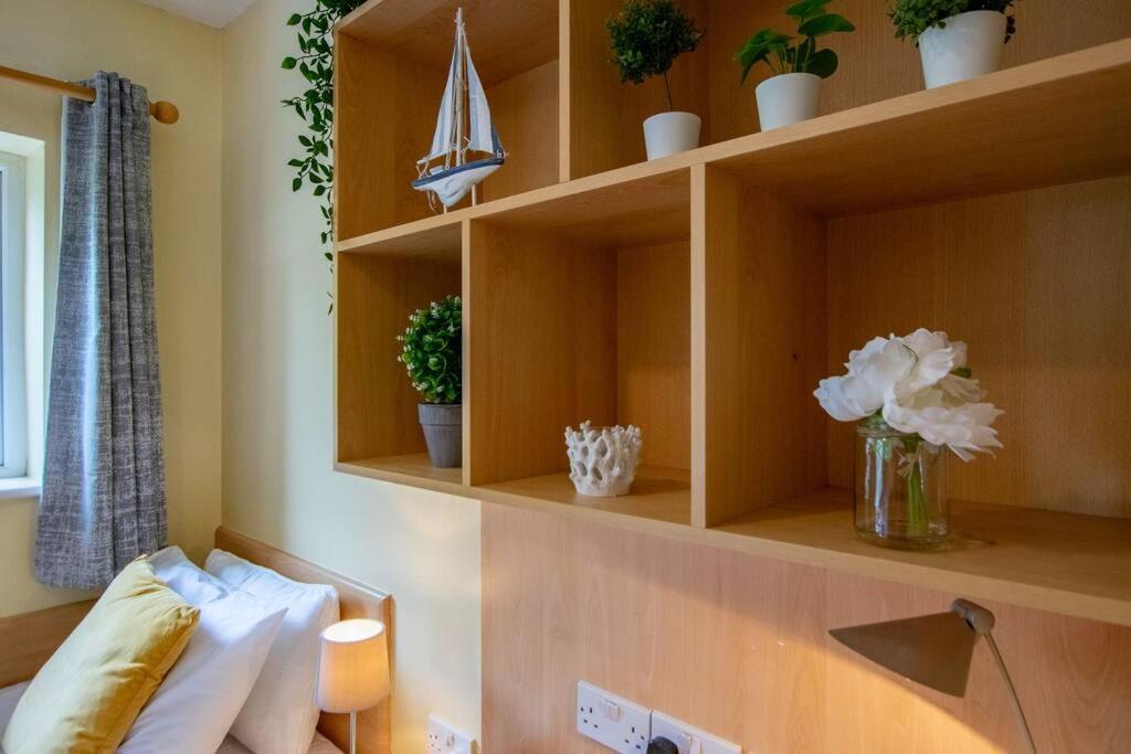 106 - The Townhouse By Shortstays غالواي المظهر الخارجي الصورة